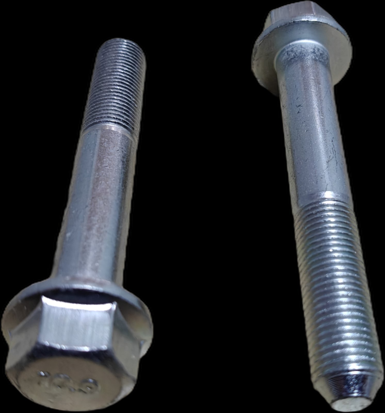 Болт крепления задних рычагов MU000390 MITSUBISHI