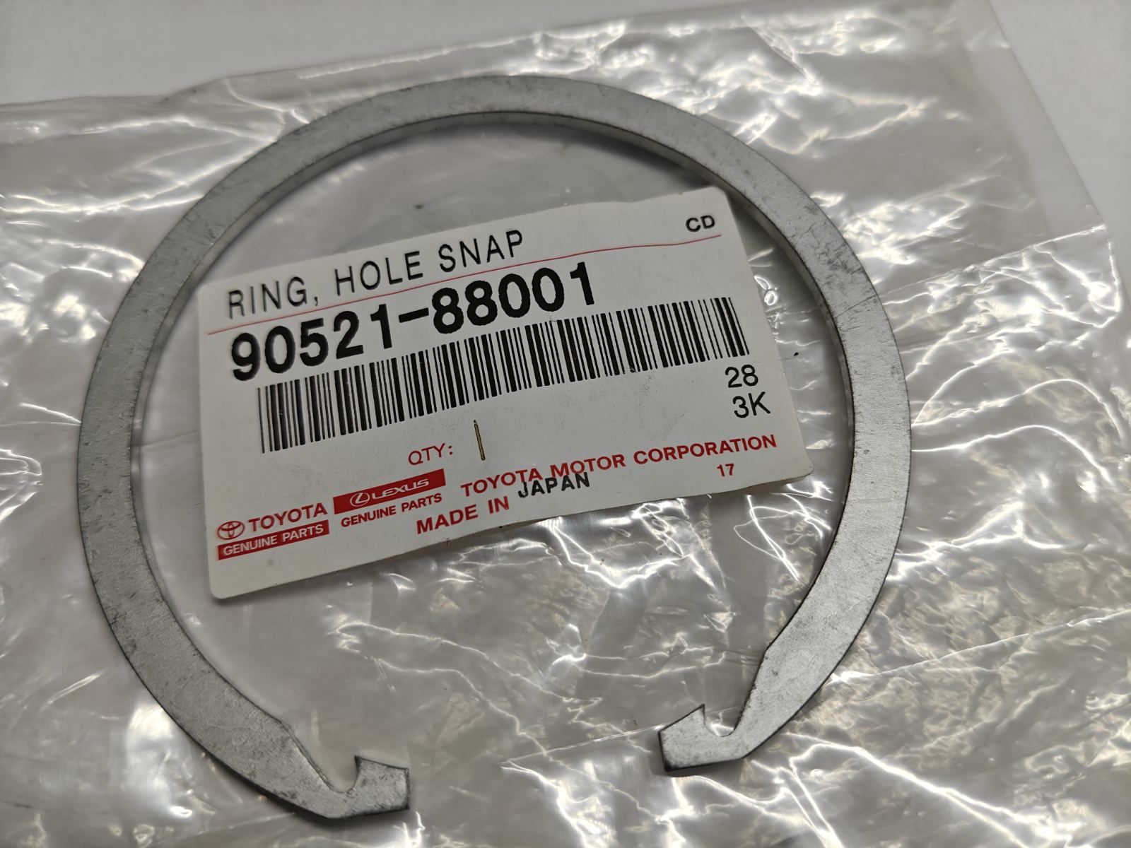 Кольцо стопорное подшипника передней ступицы 9052188001 TOYOTA