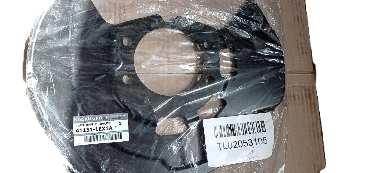 Кожух защитный тормозного диска передний правый 411511EX1A NISSAN