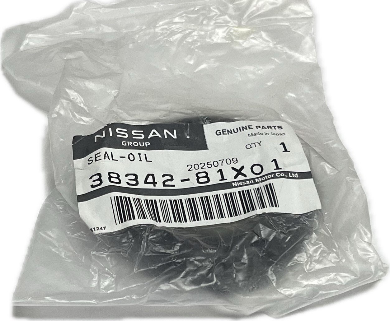 Оригинальный сальник полуоси правый NISSAN 38342-81X01 / 3834281X01 — аналог 38342-AW603, 38342-03E01, 8200197555, 38342-00Q0C для Nissan, Infiniti, Renault