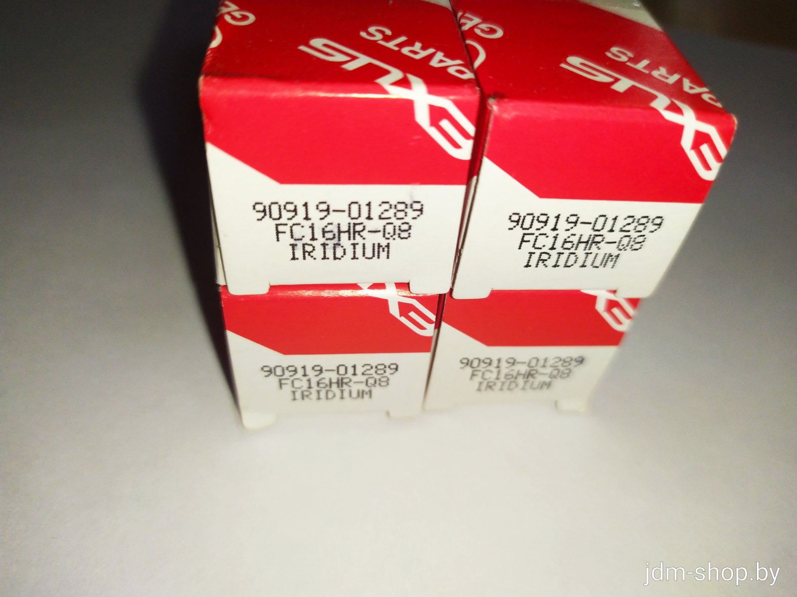 Свеча зажигания 9091901289 TOYOTA