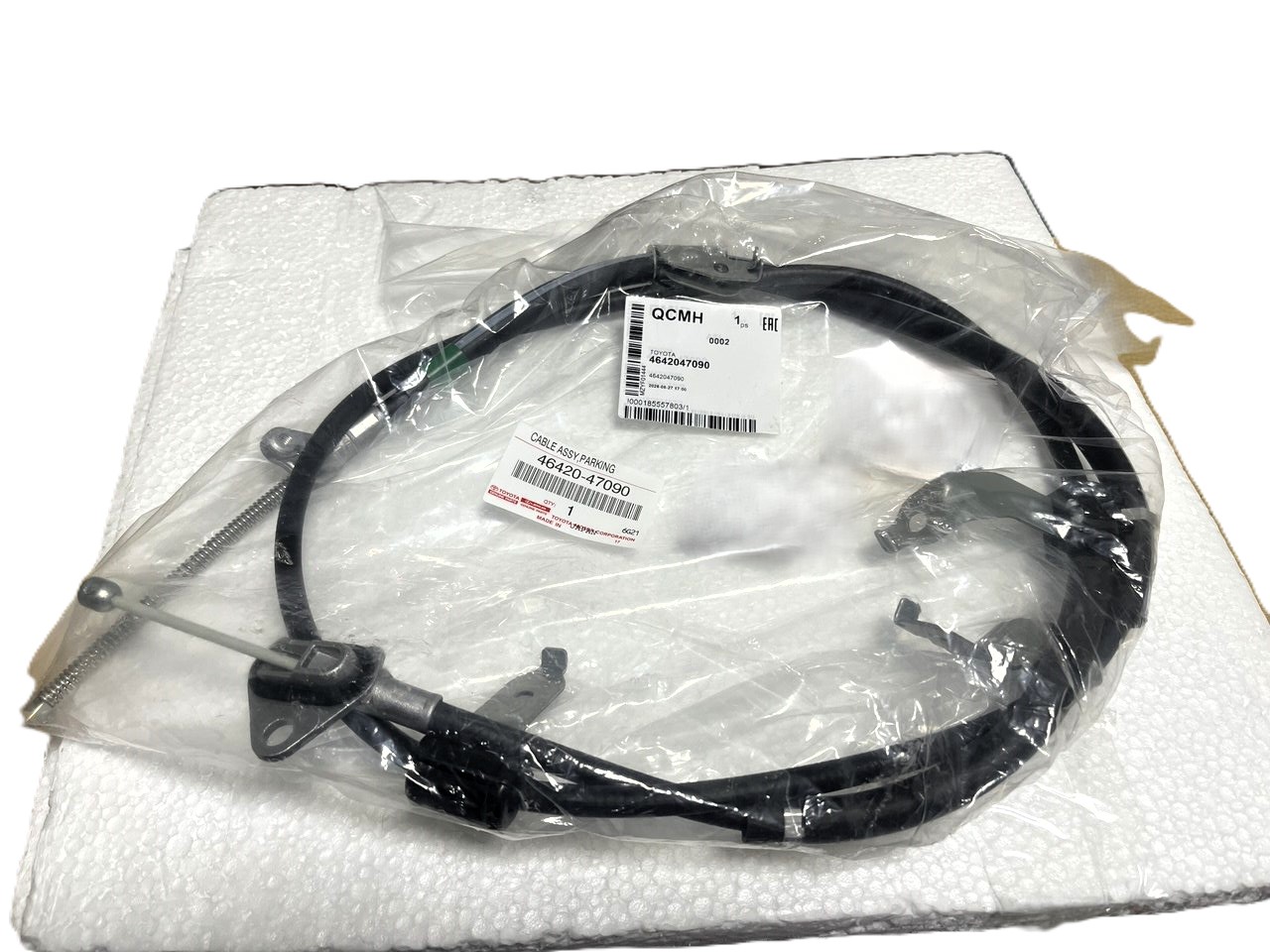 Трос стояночного тормоза правый 4642047090 TOYOTA — оригинал для Prius v / Prius+ (ZVW41) 2012–2017, 1.8 Hybrid